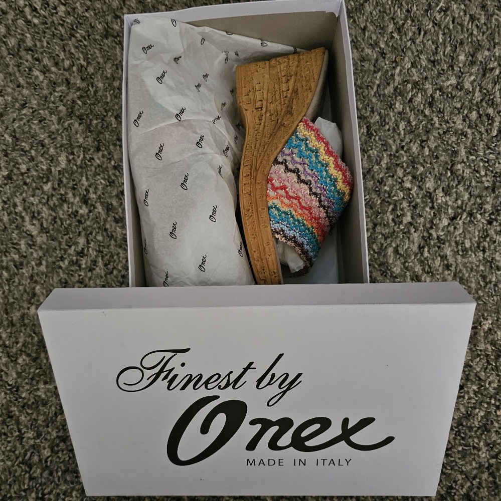 Finest by Onex/ Bianca Wedge